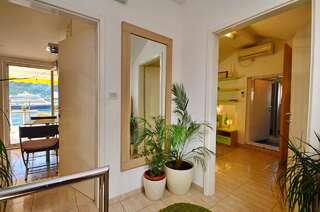 Апартаменты Palma Apartments Котор Апартаменты-студио с балконом, вид на море (для 2 взрослых)-12