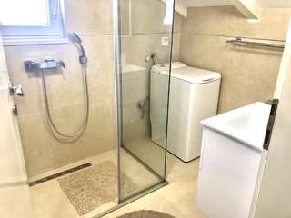 Апартаменты Palma Apartments Котор Номер-студио с балконом и видом на море (для 3 взрослых)-5